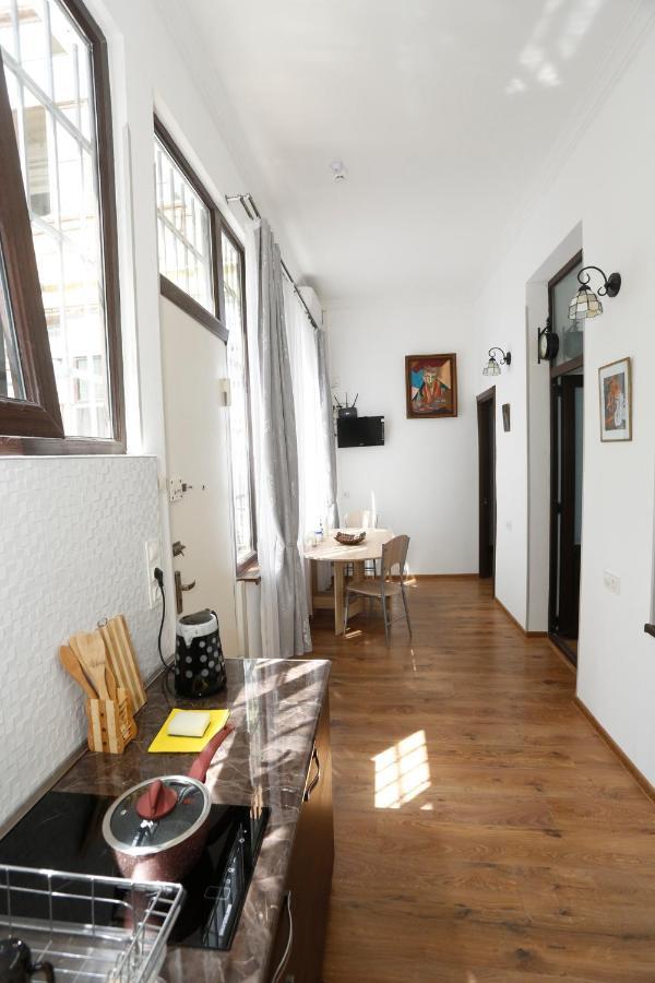 Old - Gold Gala Apartman Tbiliszi Kültér fotó