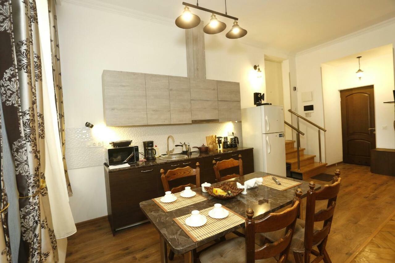 Old - Gold Gala Apartman Tbiliszi Kültér fotó